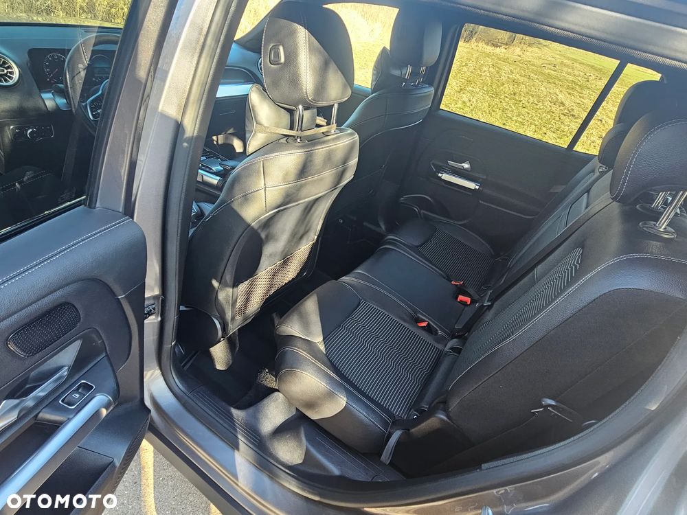 Mercedes-Benz GLB 220 d 8G-DCT - 13
