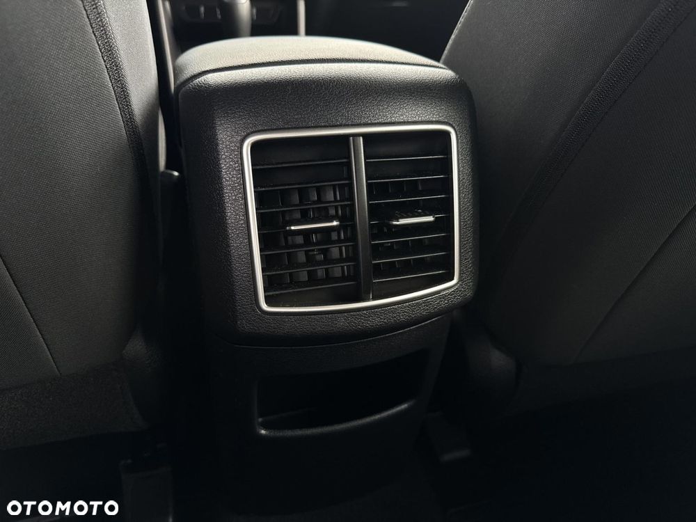 Kia Sportage 1.6 T-GDI M 2WD DCT - 28