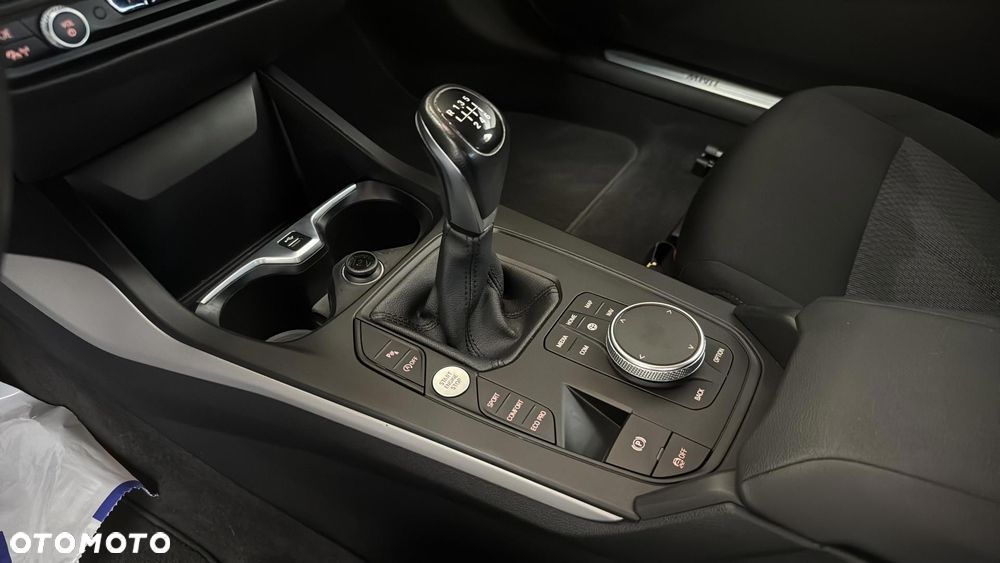 BMW Seria 1 118d Advantage - 16