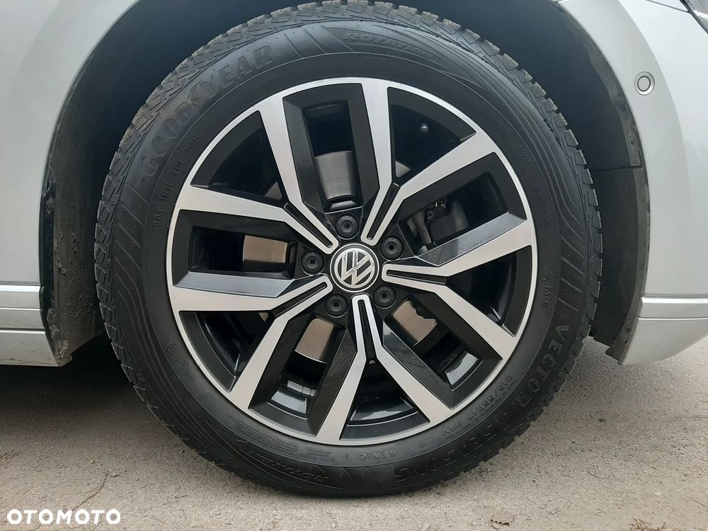 Volkswagen Passat Variant 2.0 TDI SCR DSG Business - 21