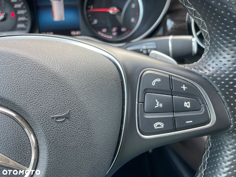 Mercedes-Benz Klasa V 300 d Exclusive 9G-Tronic (d³ugi) - 32