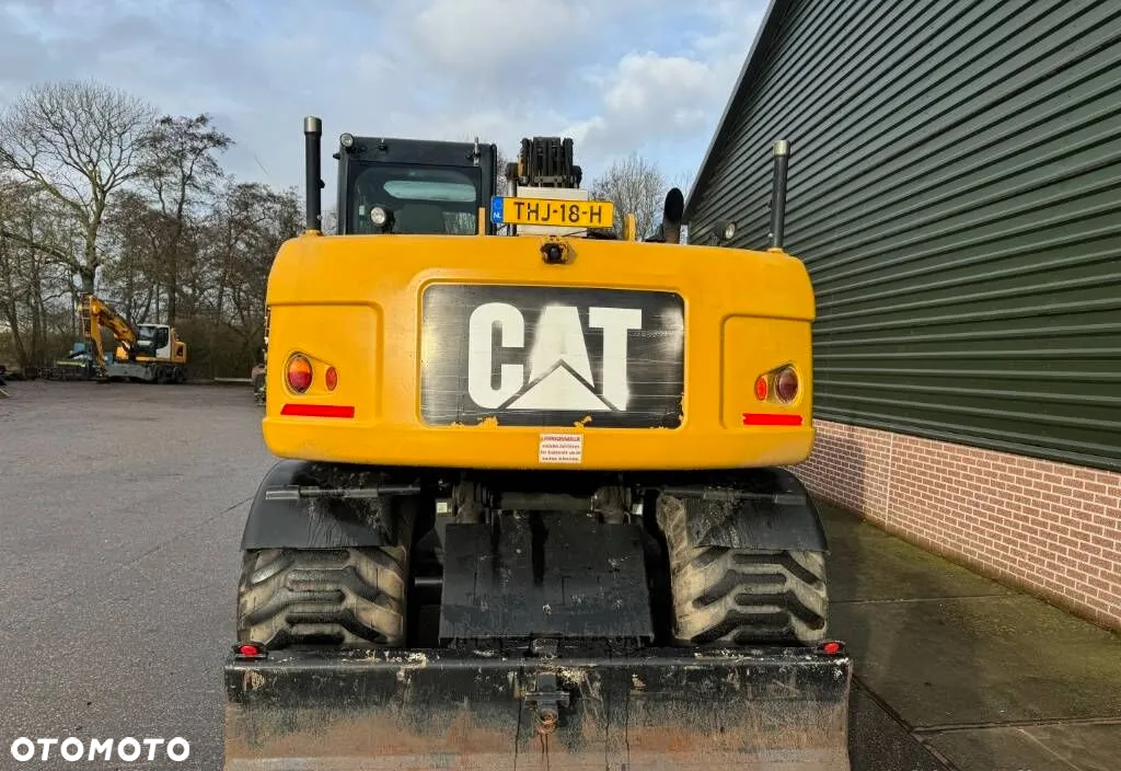 Caterpillar M313D - 3