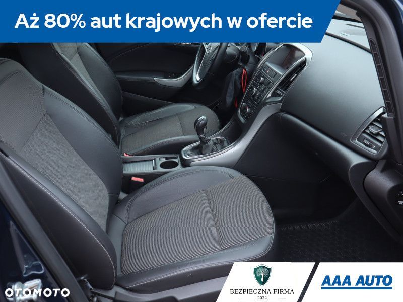 Opel Astra - 11