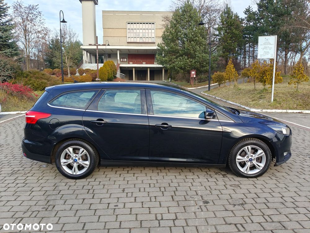 Ford Focus 2.0 TDCi Titanium ASS PowerShift - 4