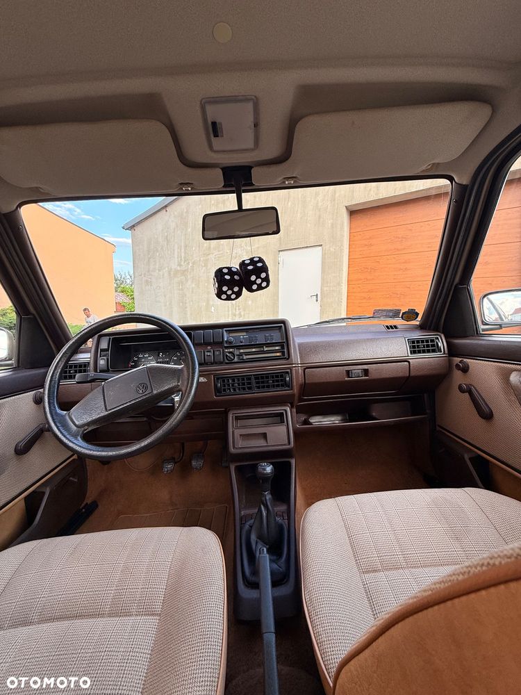Volkswagen Jetta 1.3 CL - 5