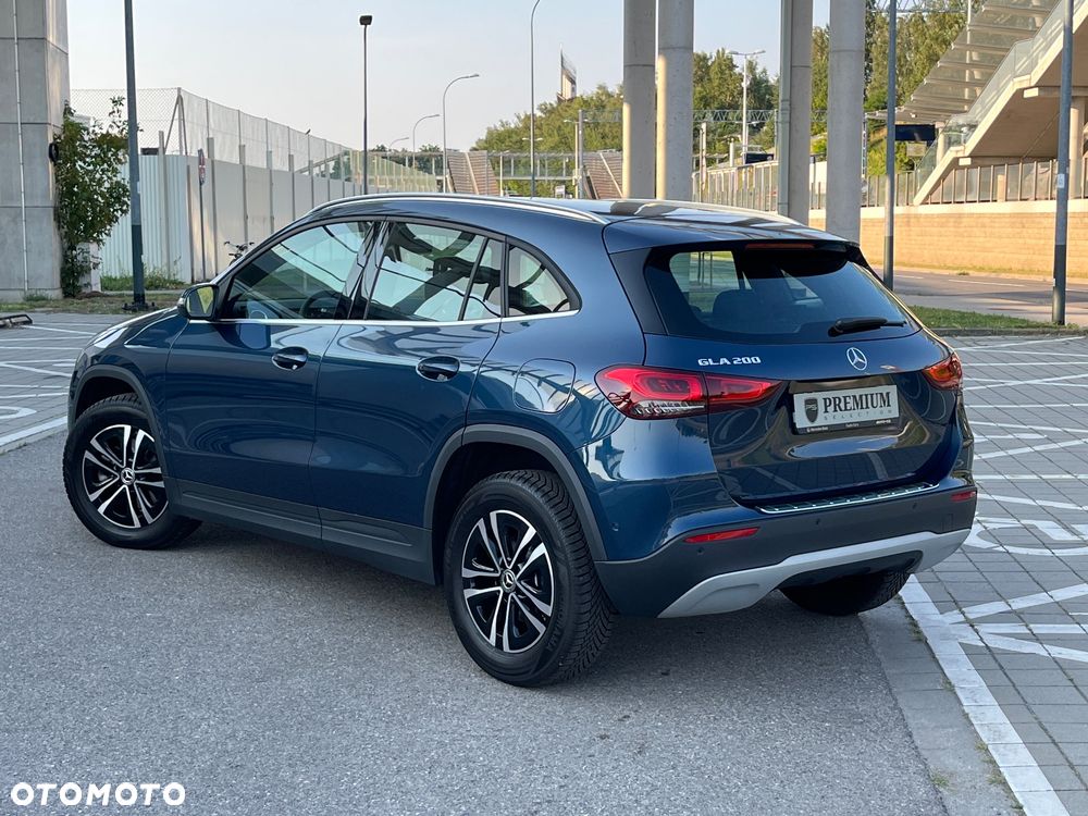 Mercedes-Benz GLA 200 Style - 8