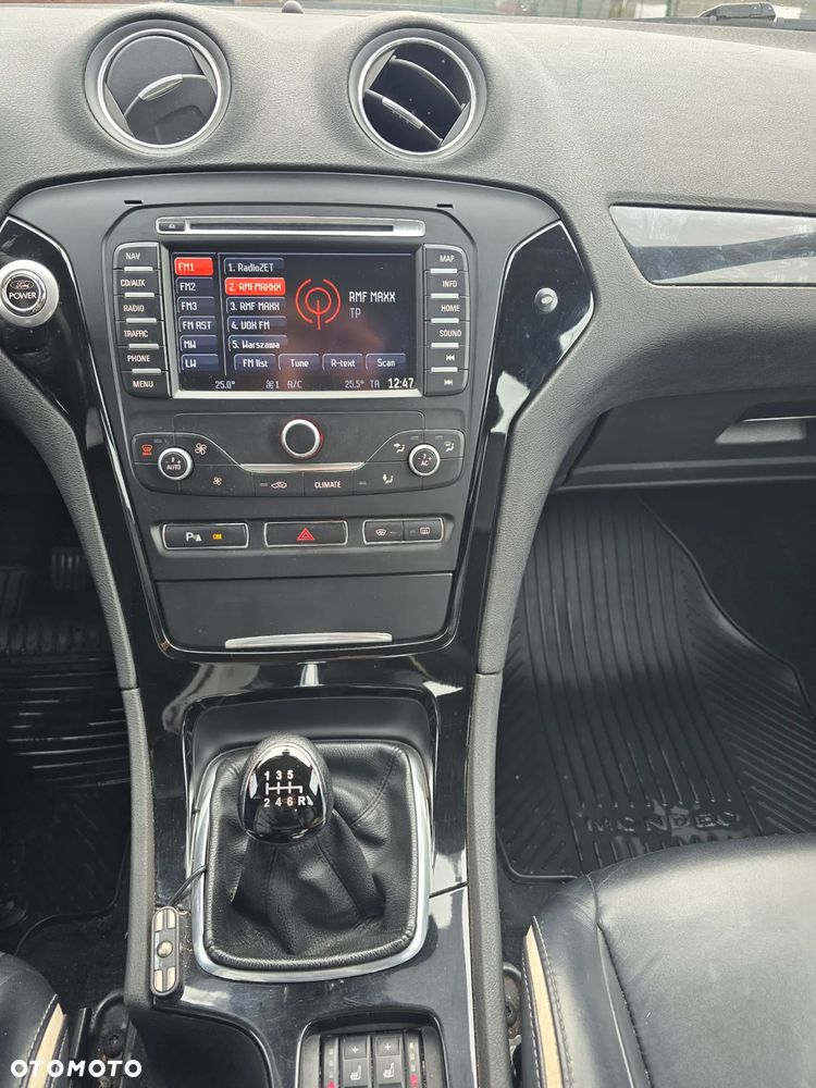 Ford Mondeo 2.2 TDCi Titanium - 9