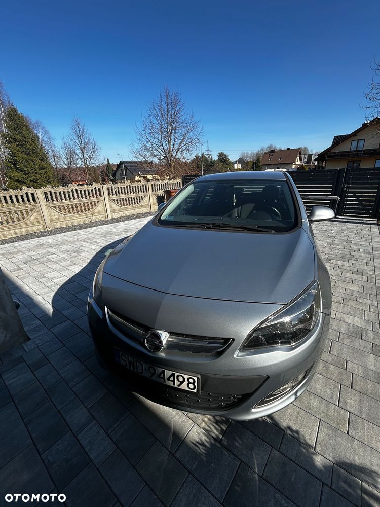 Opel Astra 1.4 Enjoy - 2