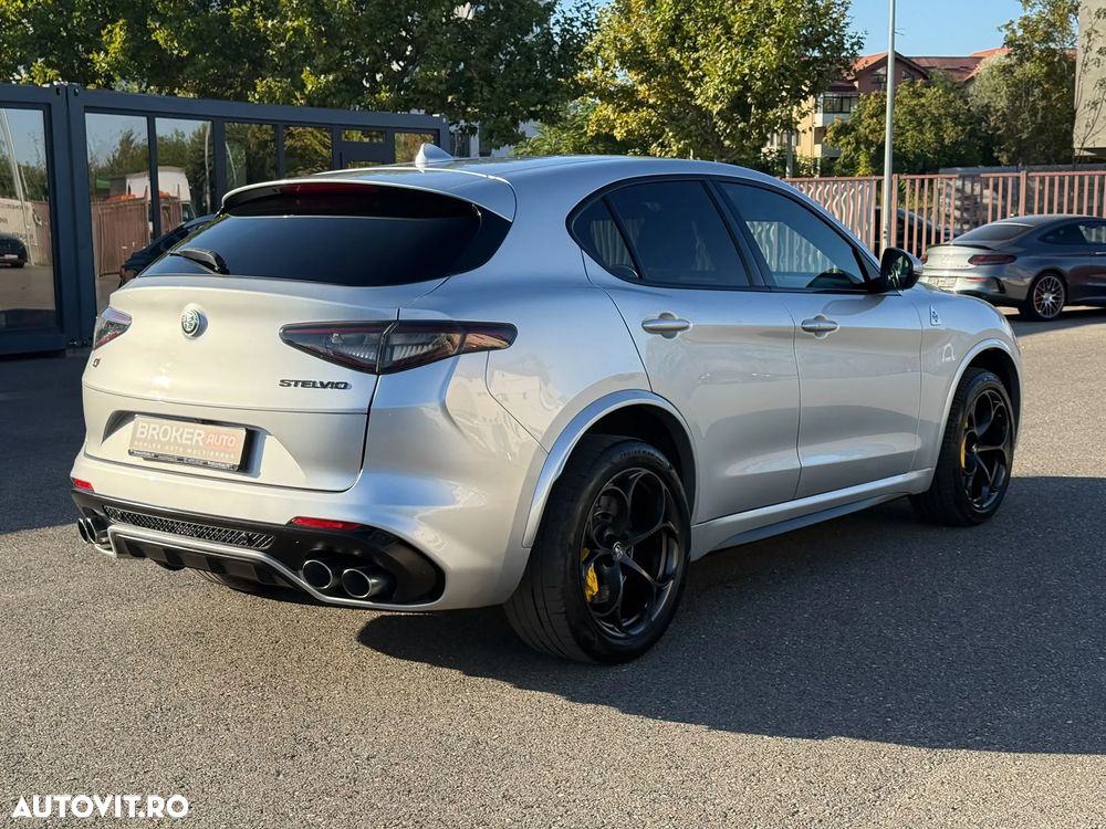 Alfa Romeo Stelvio 2.9 V6 Turbo AWD AT8 Quadrifoglio - 5