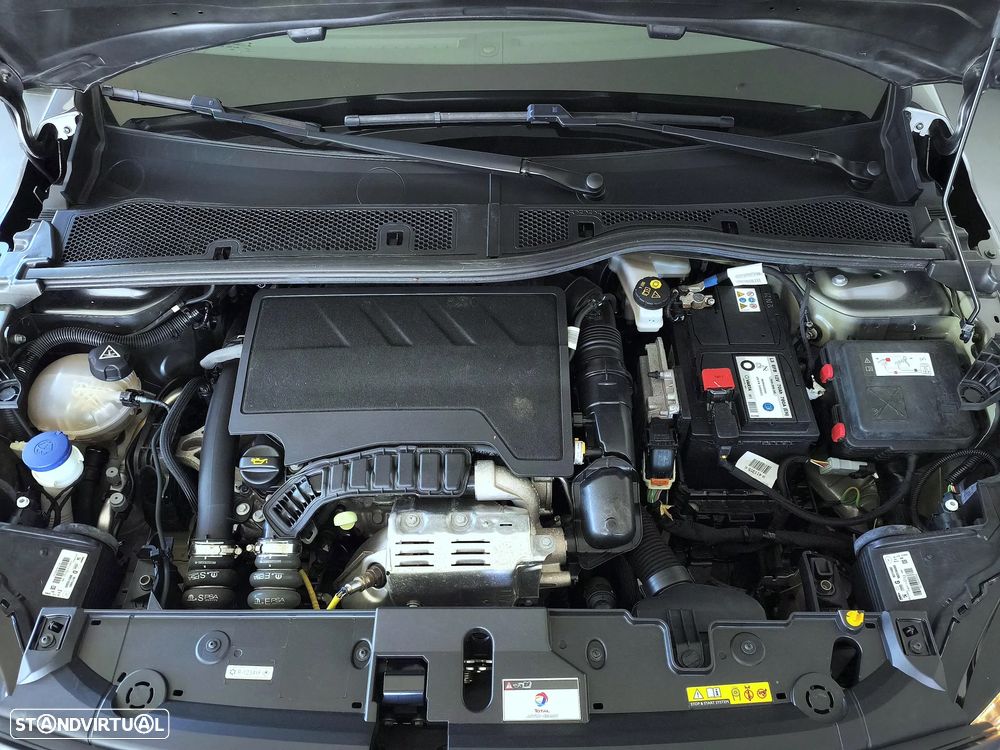 Peugeot 208 1.2 PureTech Active Pack - 29