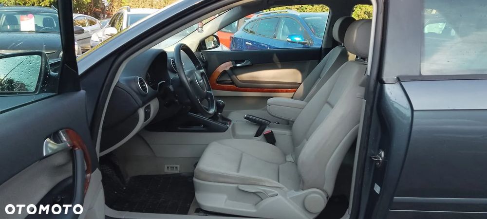 Audi A3 Sportback 2.0 FSI Attraction - 10