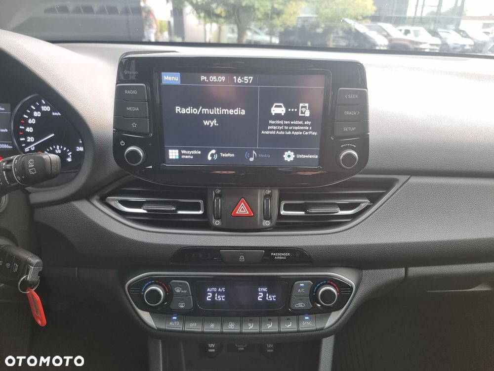 Hyundai i30 1.5 DPI Smart - 35