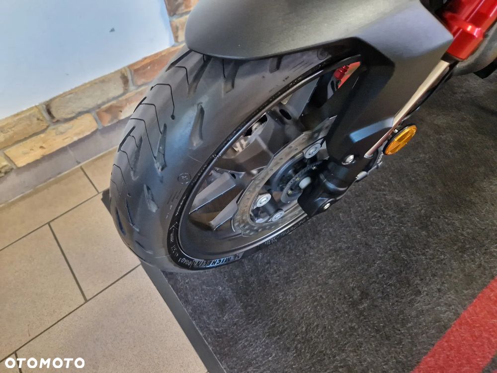 Honda Hornet - 32