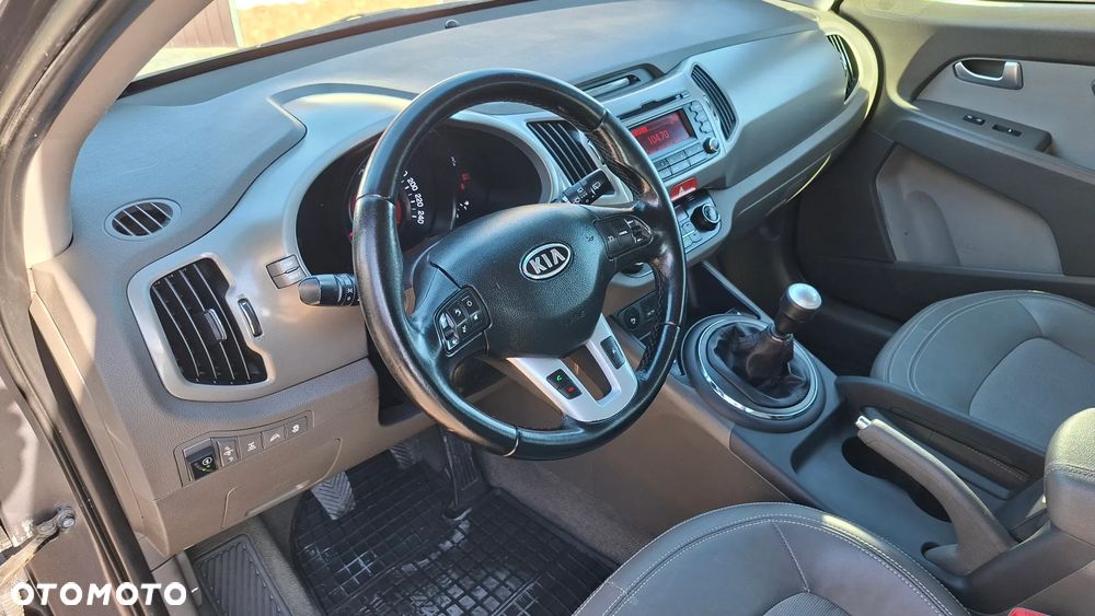 Kia Sportage 2.0 CVVT 4WD Vision - 13