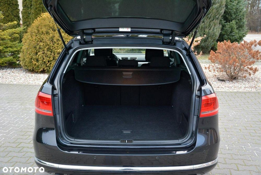 Volkswagen Passat - 38