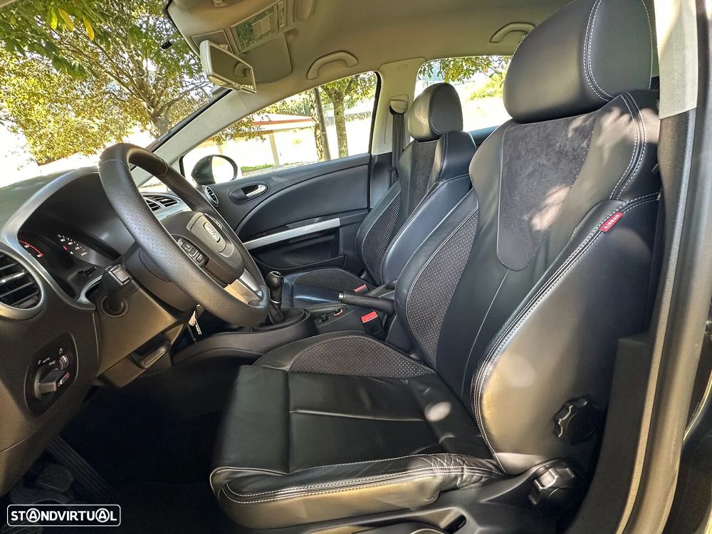 SEAT Leon 1.6 TDI Ecomotive Sport Start/Stop - 8