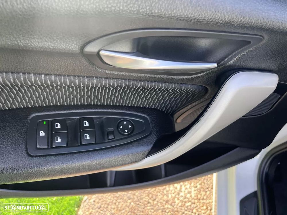 BMW 116 d Line Sport - 18