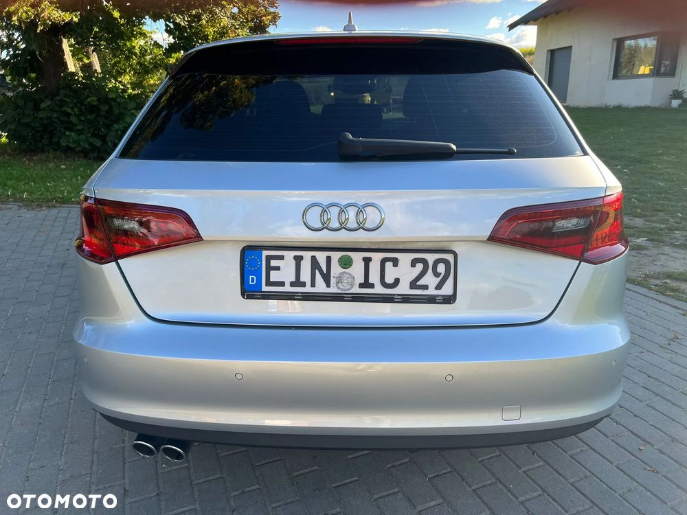 Audi A3 Sportback - 6