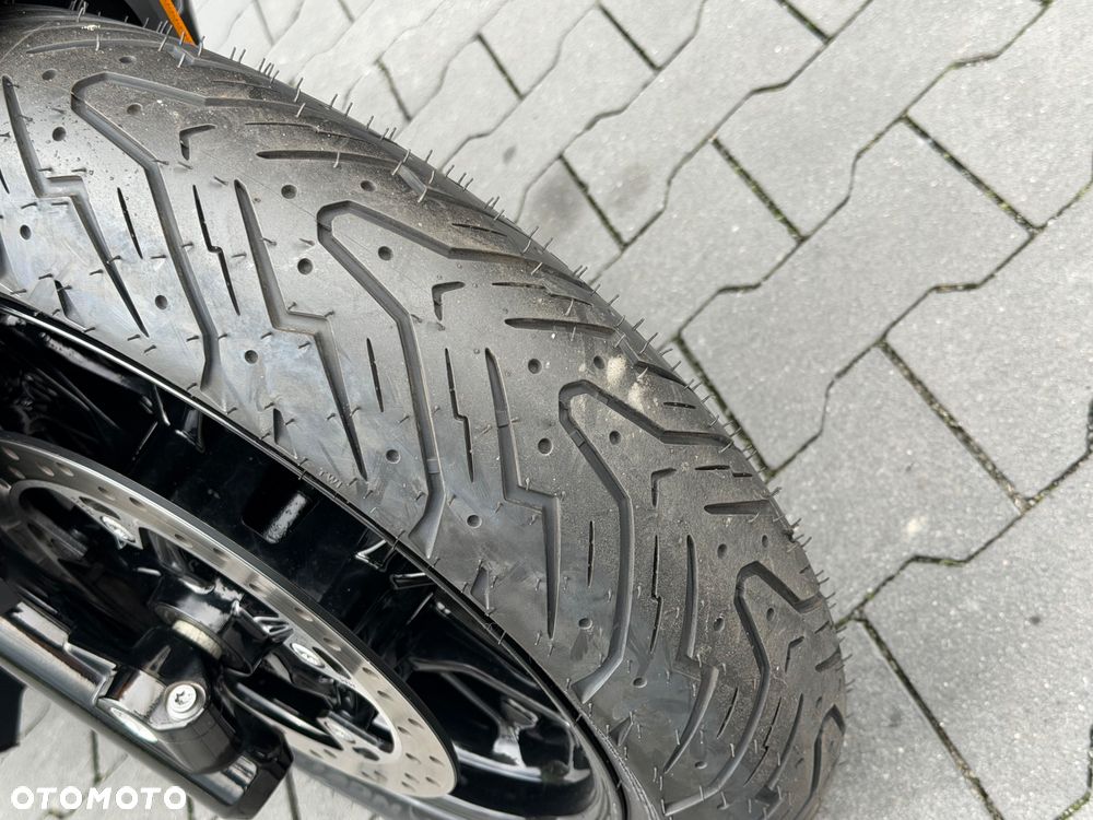 BMW C 400 GT - 16