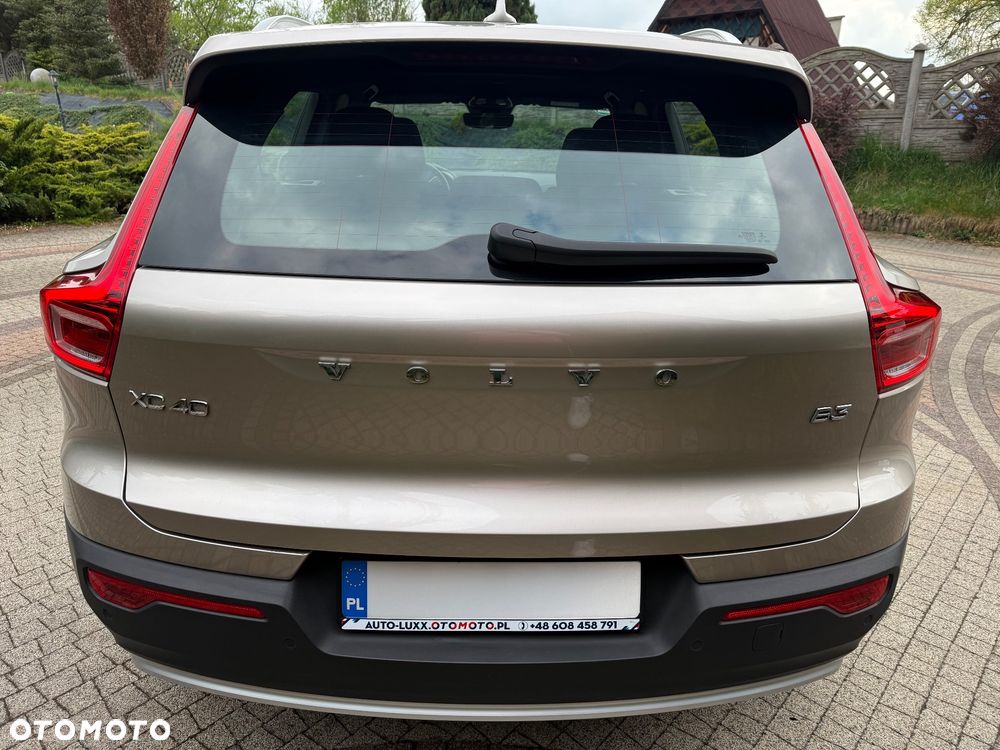 Volvo XC 40 B3 B DKG Plus Bright - 14