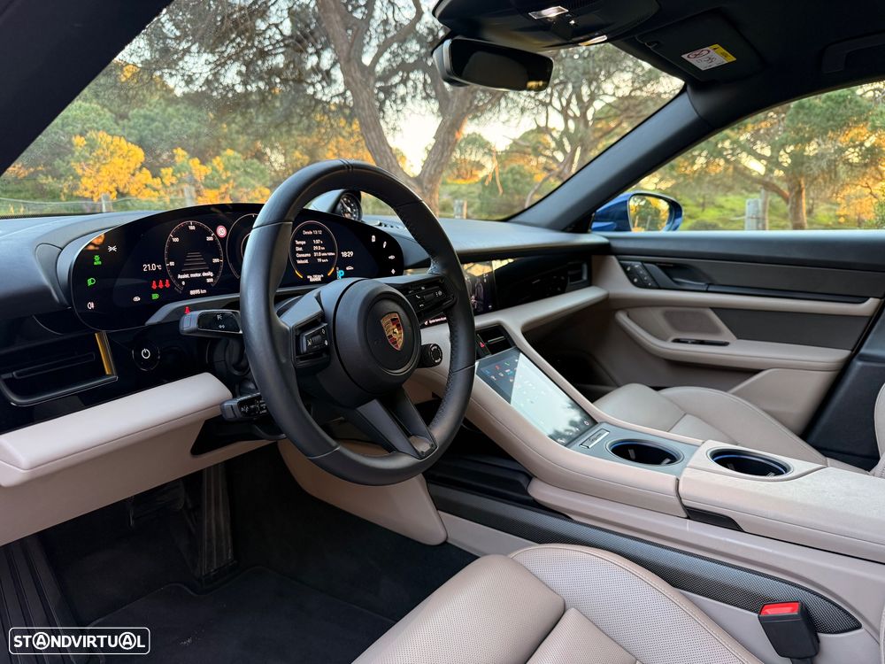 Porsche Taycan Sport Turismo 4S - 13