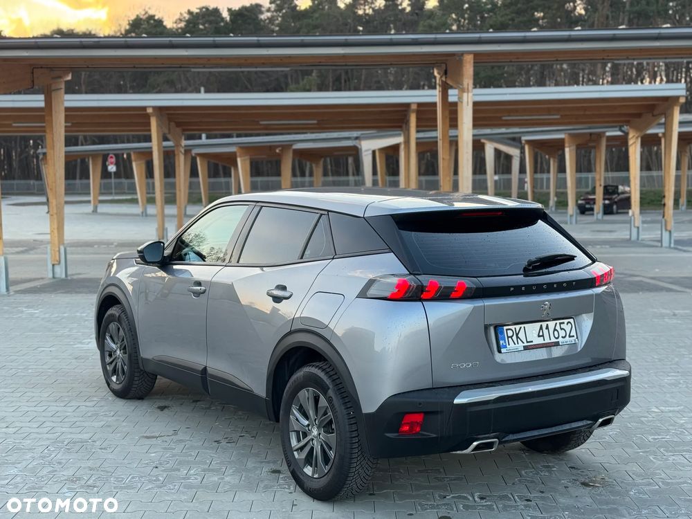 Peugeot 2008 PureTech 130 EAT8 Active - 3