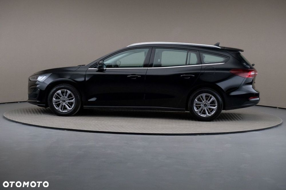 Ford Focus 1.0 EcoBoost Titanium - 4