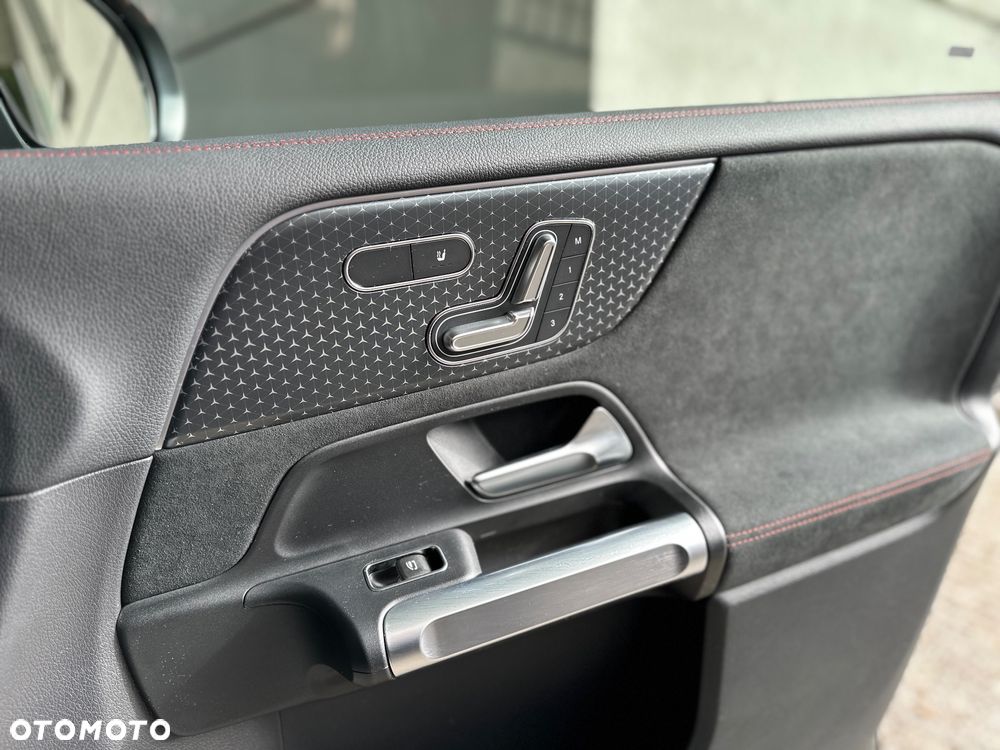 Mercedes-Benz EQB 250 70.5kWh AMG Line 7os - 20