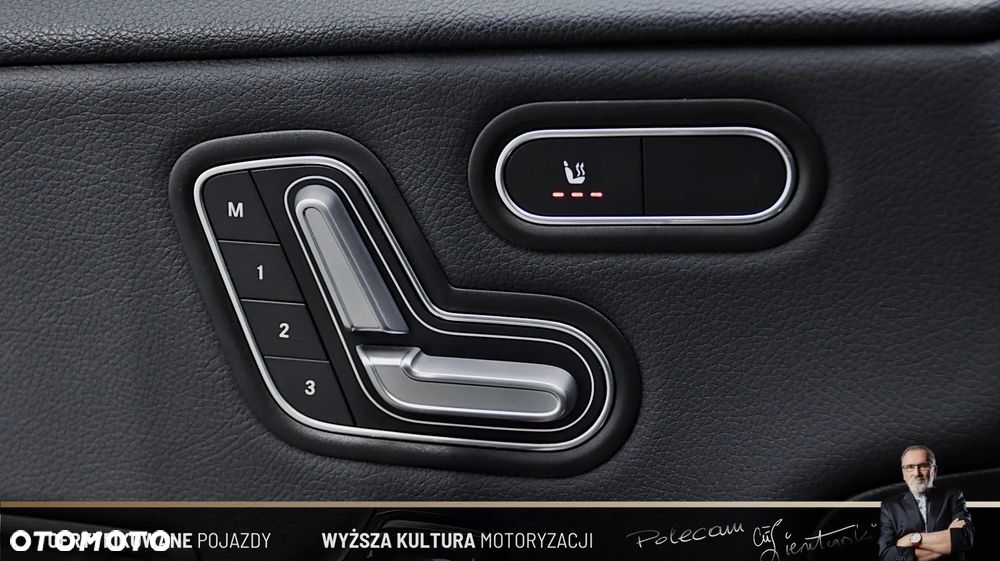 Mercedes-Benz Klasa A 180 7G-DCT - 26