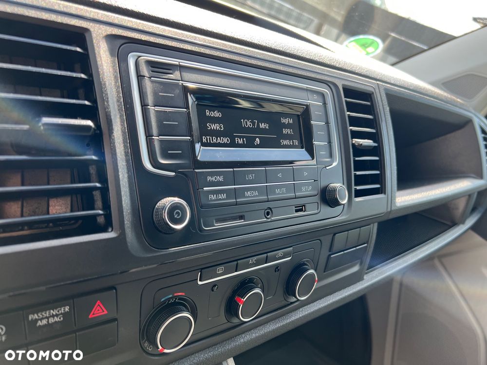 Volkswagen Transporter - 16