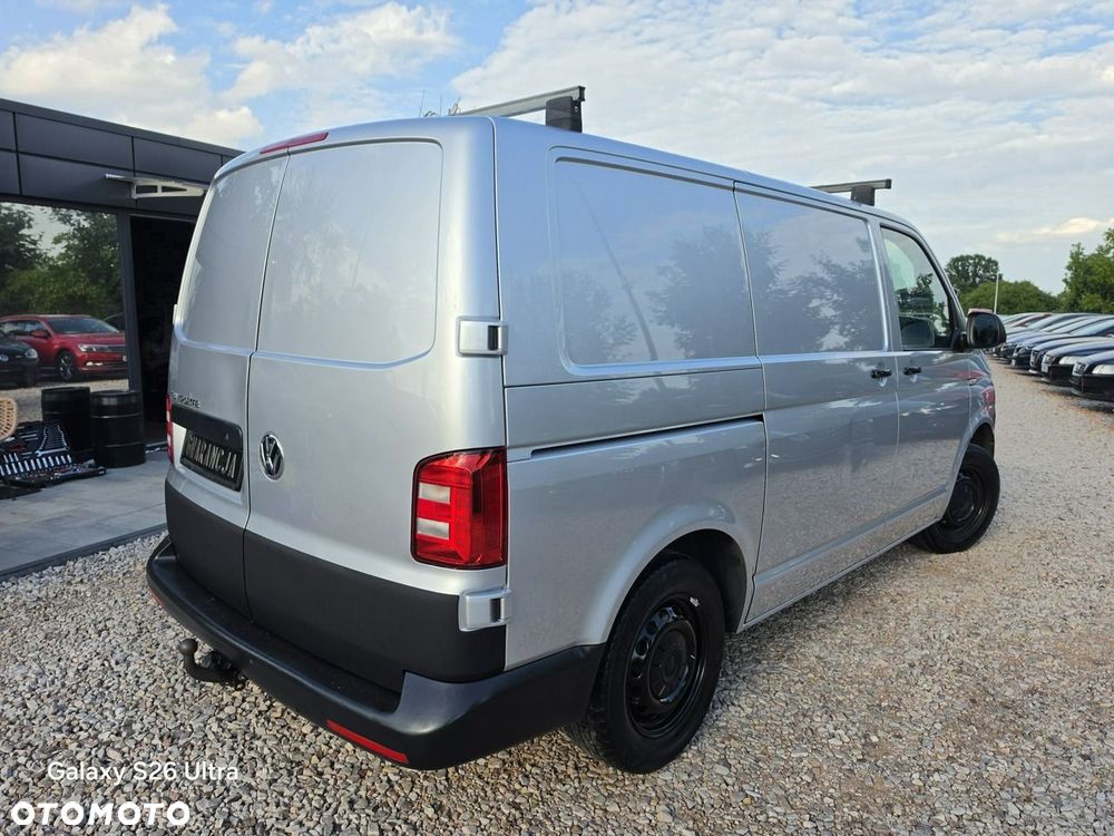 Volkswagen Transporter - 21