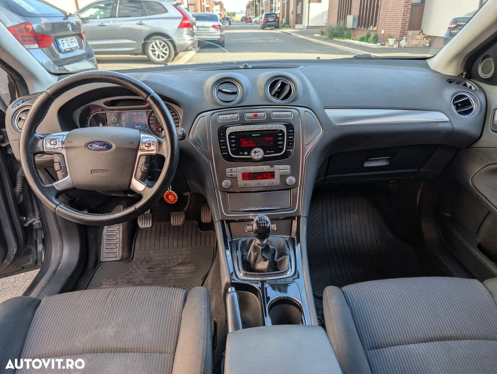 Ford Mondeo 2.0 TDCI Titanium X - 18
