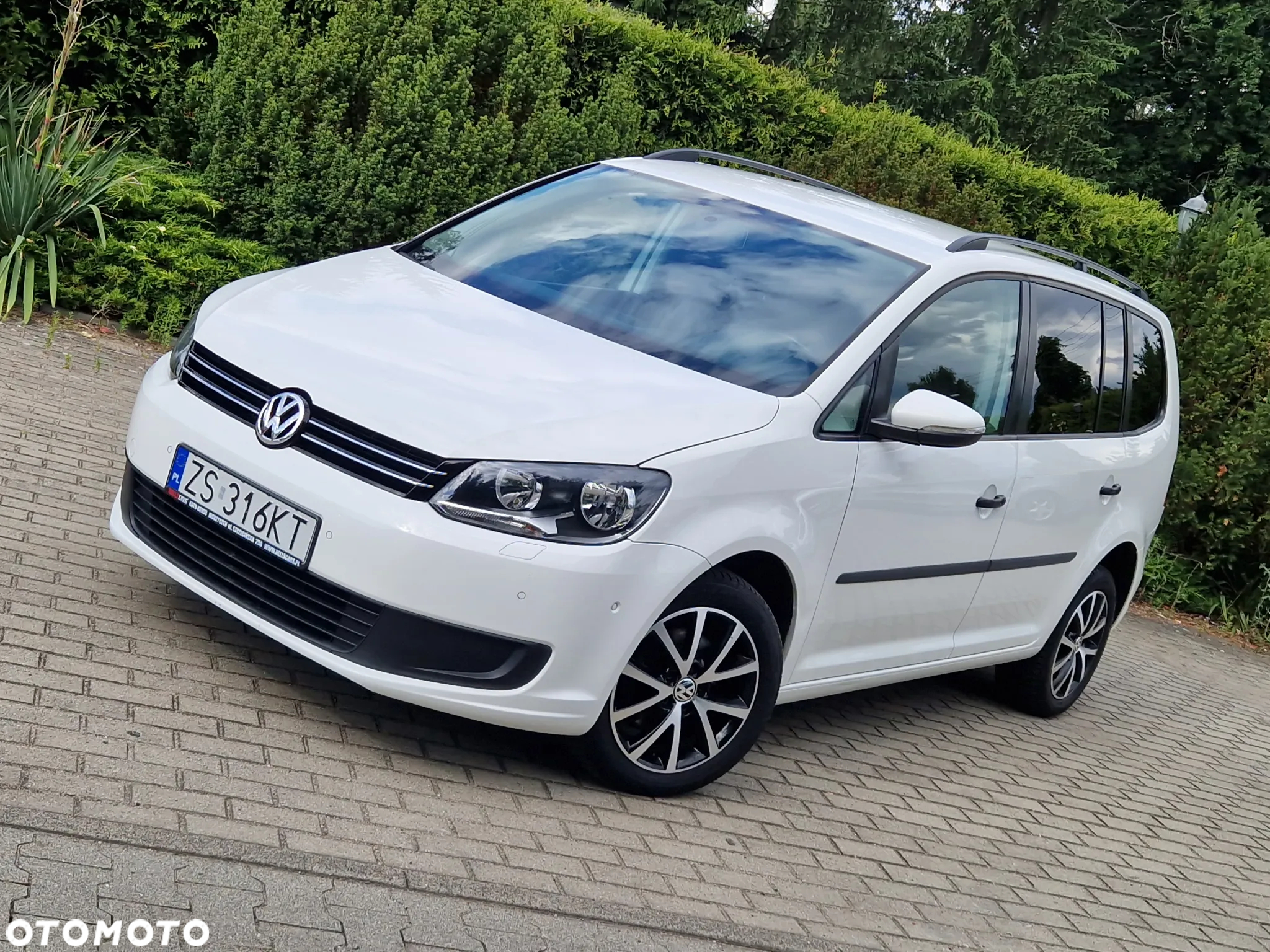 Volkswagen Touran 1.6 TDI DPF Comfortline - 10