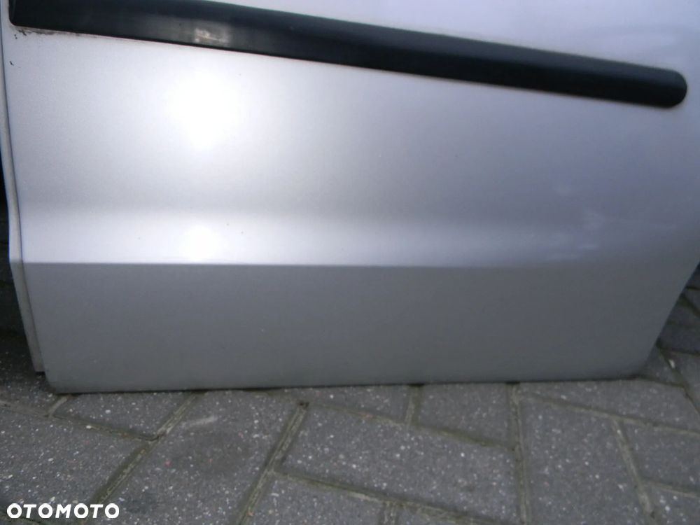 drzwi lewe prawe tył przód OPEL CORSA C Z147 5D - 4