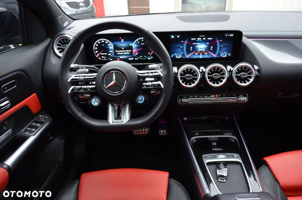 Mercedes-Benz GLA AMG 35 4-Matic - 23