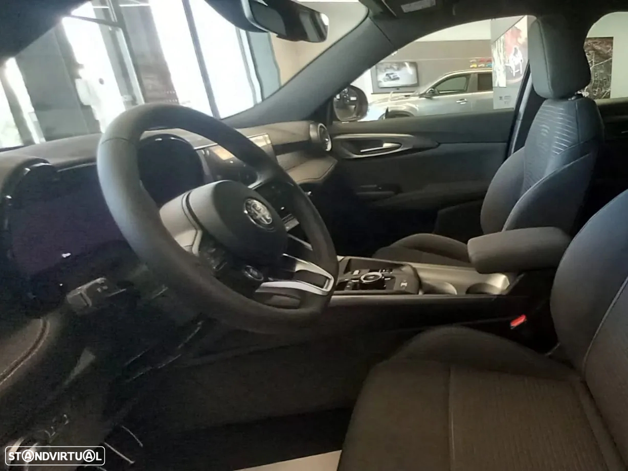Alfa Romeo Tonale 1.3 Plug-In Hybrid Sprint e-AWD - 10