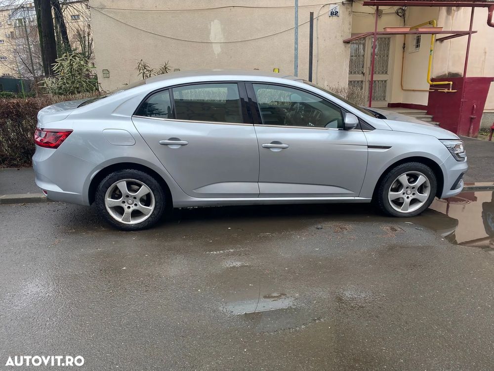 Renault Megane TCe GPF Intens - 8