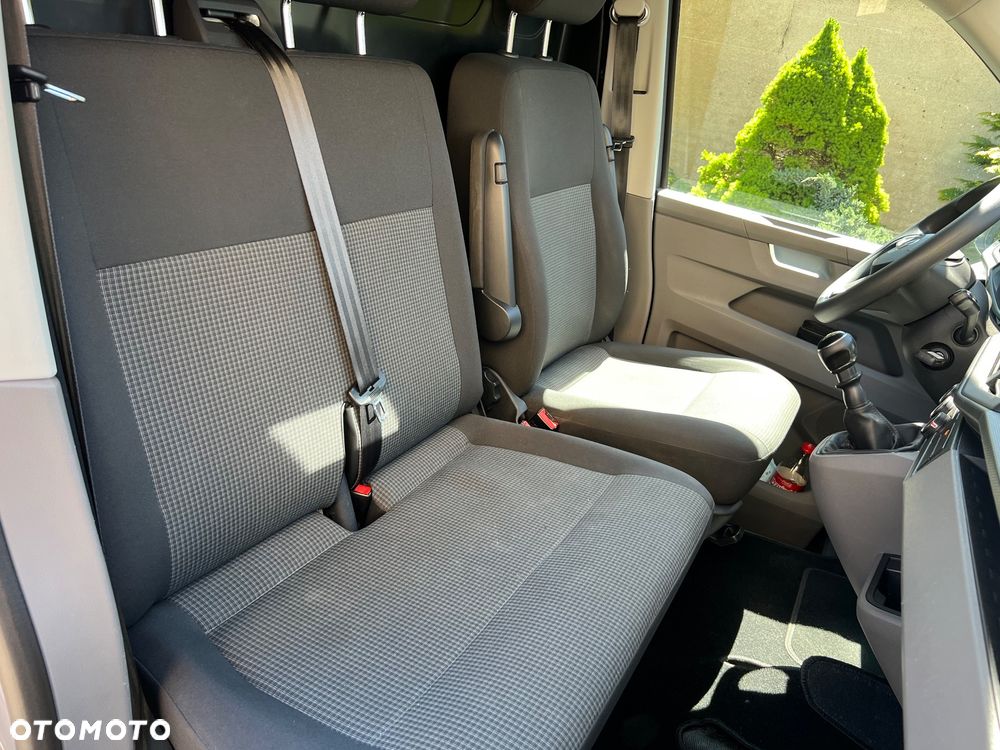 Volkswagen Transporter T6.1 - 38