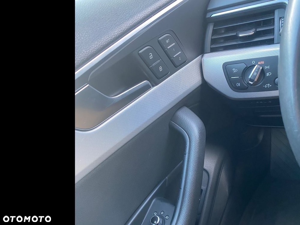 Audi A4 2.0 TFSI ultra Sport S tronic - 13