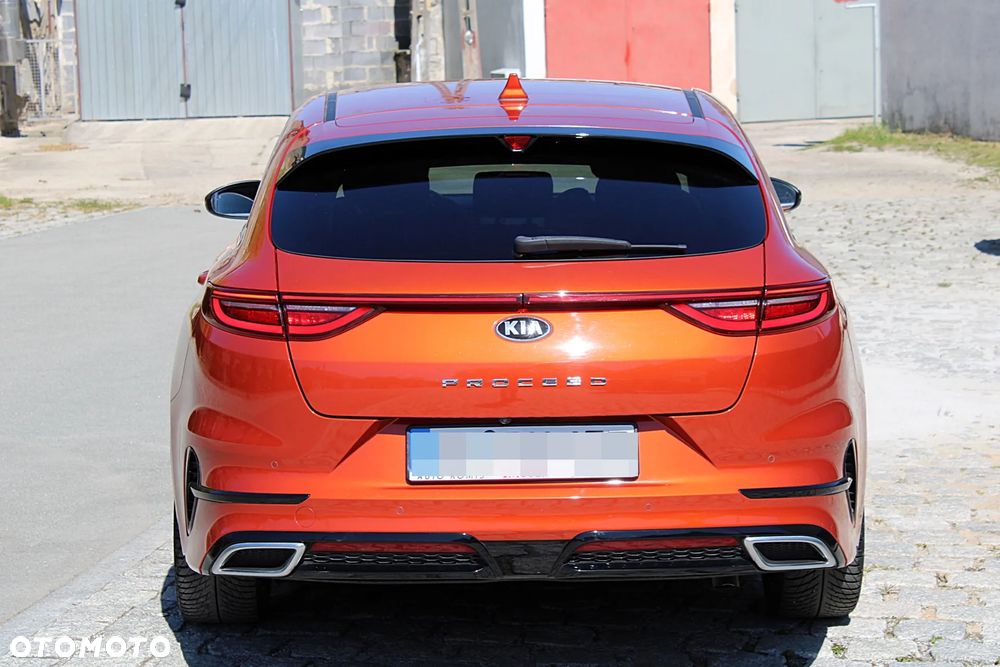 Kia ProCeed - 10