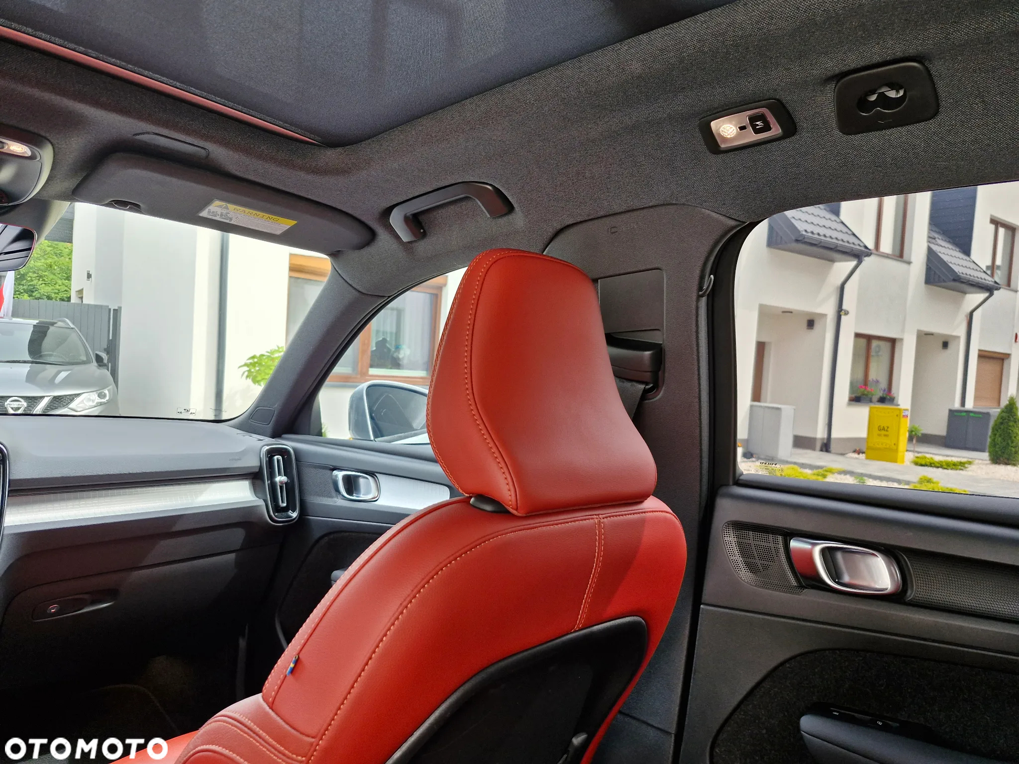 Volvo XC 40 T5 AWD Momentum Pro - 27