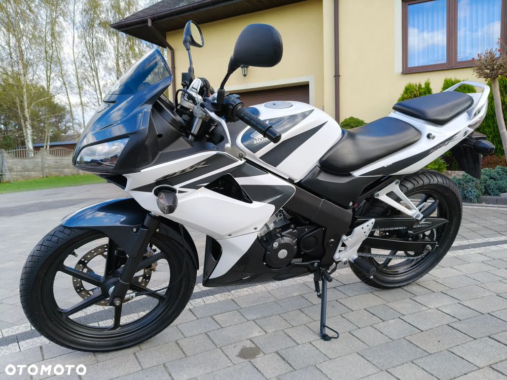 Honda CBR - 1