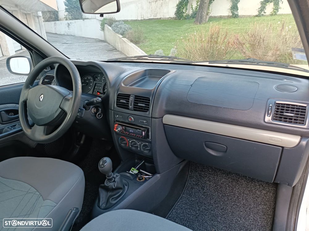 Renault Clio 1.5 dCi Expression - 7