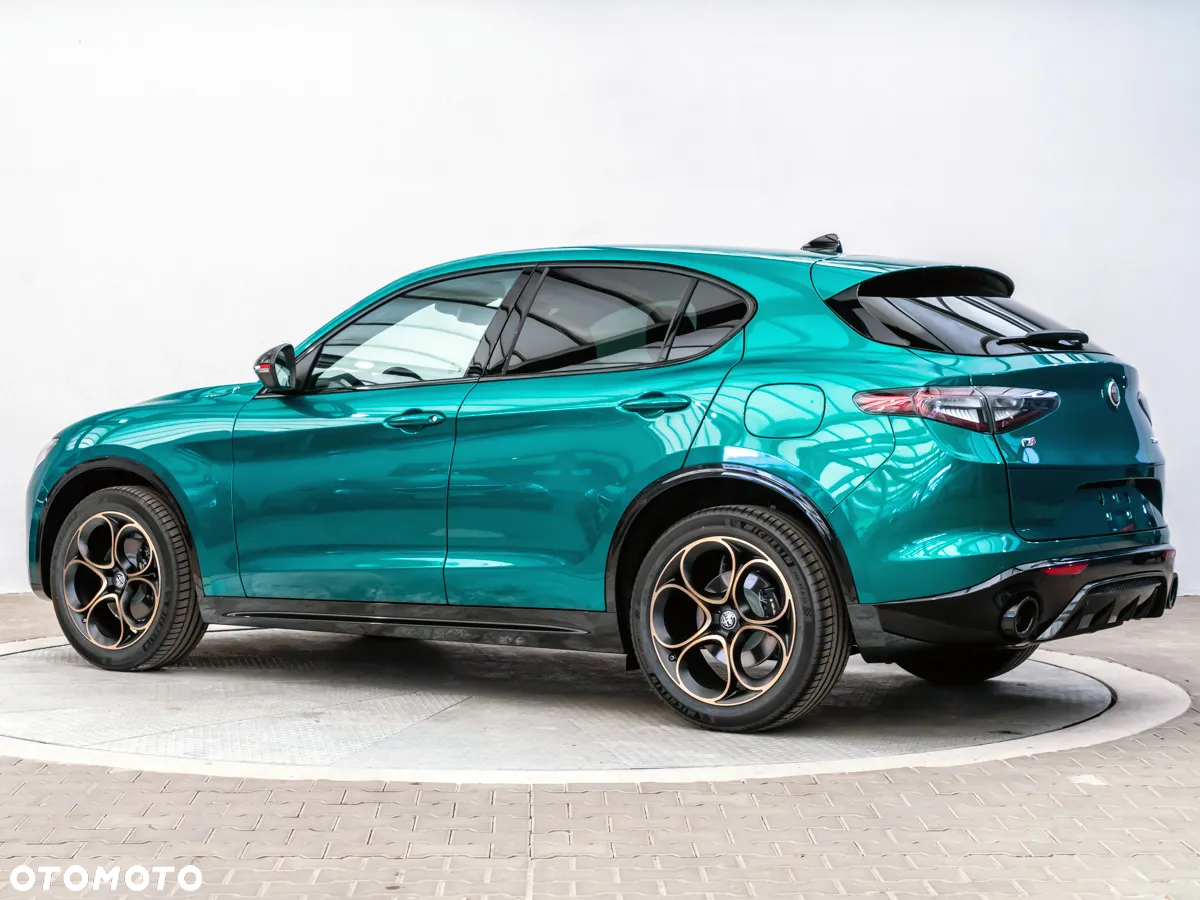 Alfa Romeo Stelvio 2.0 Turbo Intensa Q4 - 3