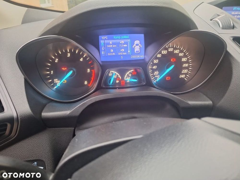 Ford Kuga 2.0 TDCi 4x4 Titanium - 5