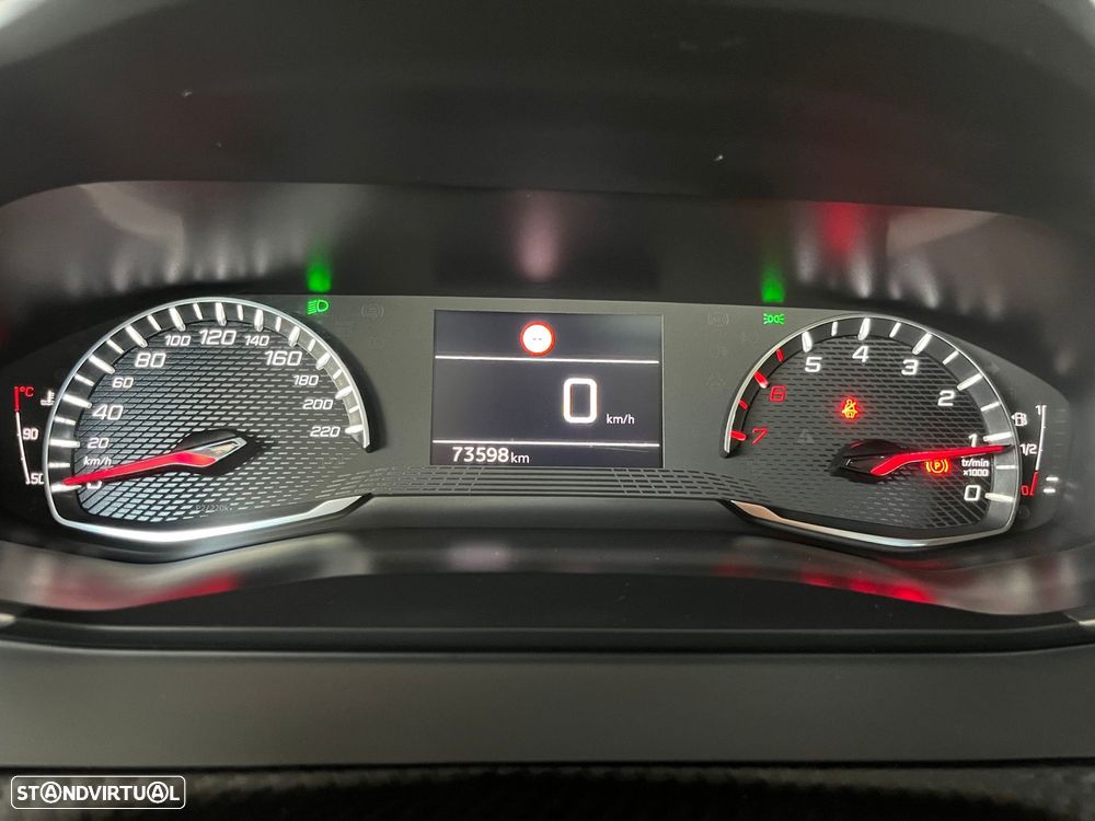 Peugeot 2008 1.5 BlueHDi Active Pack - 16