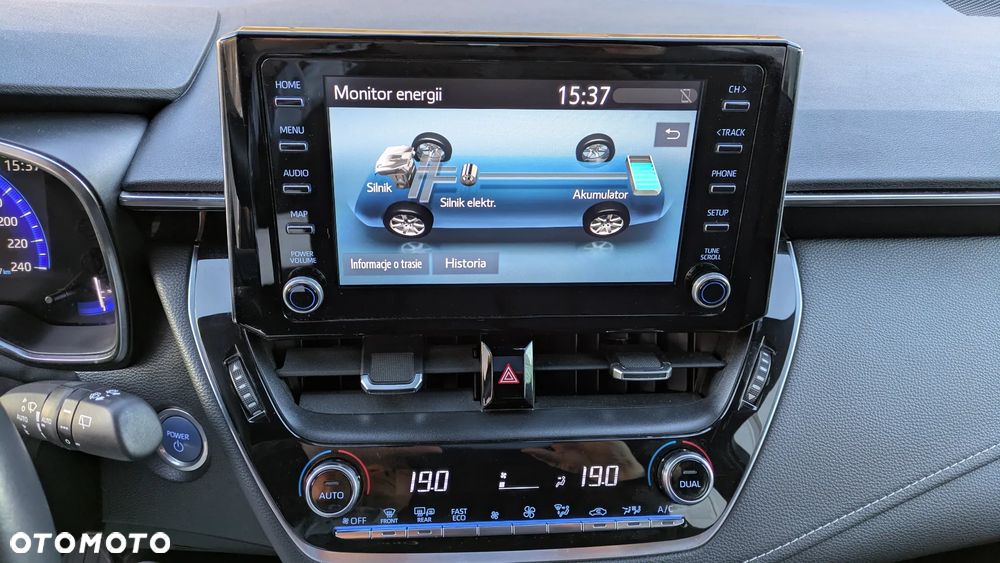 Toyota Corolla 1.8 Hybrid GPF Comfort - 15