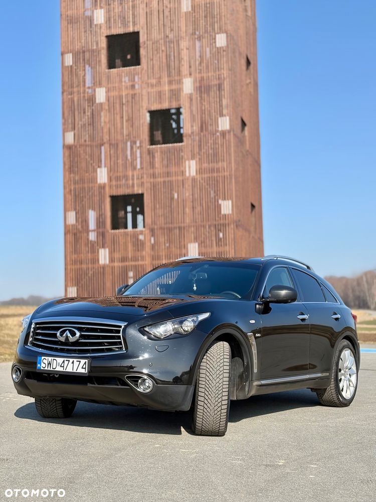 Infiniti QX70 5.0 S Premium - 2