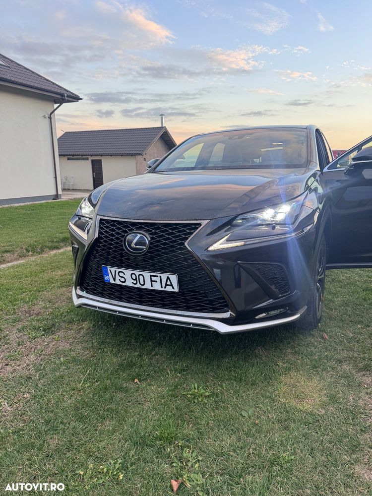 Lexus Seria NX 300h AWD F Sport - 15