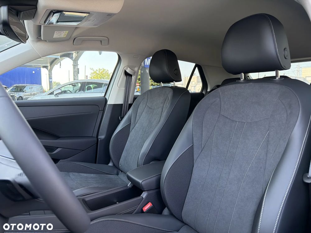 Volkswagen T-Roc 1.5 eTSI Style DSG - 12